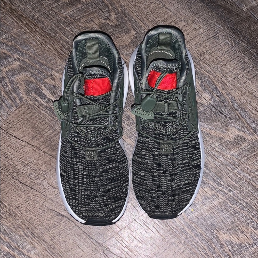 Girls running shoes